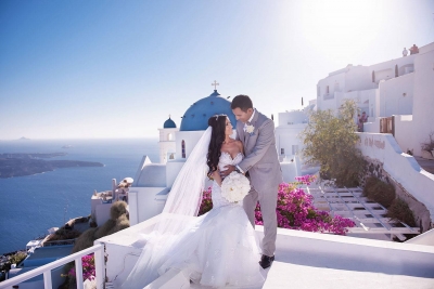 «Γάμο αλά ελληνικά» ονειρεύονται οι μελλόνυμφοι του εξωτερικού