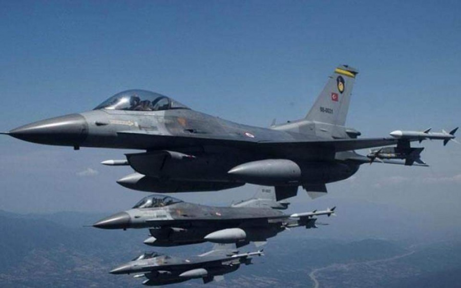 Νέες προκλήσεις από Τουρκία - Τουρκικά F-16 πέταξαν από 5 ελληνικά νησιά