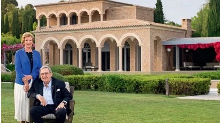 Πόρτο Χέλι: Πουλήθηκε η χρυσή βίλα του τέως Βασιλιά Κωνσταντίνου με τα 12 δωμάτια σε Βούλγαρο μεγιστάνα