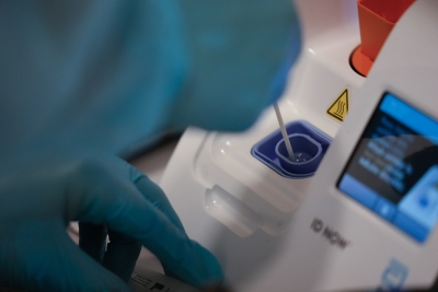 Η αλήθεια για τα «φθηνά μοριακά tests» PCR-COVID-19 του Δήμου Χαλανδρίου