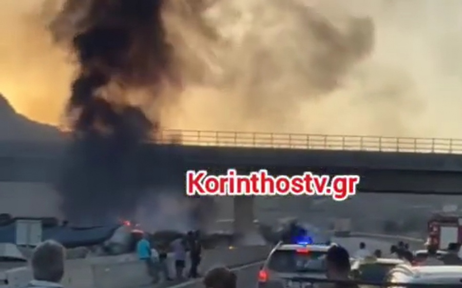 Κλειστή η Εθνική Οδός Αθηνών - Κορίνθου, ανετράπη νταλίκα και πήρε φωτιά