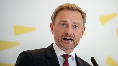 Γερμανία: Ο Lindner φέρνει φοροελαφρύνσεις 10 δισ. κατά του πληθωρισμού, με όφελος για τα υψηλότερα εισοδήματα