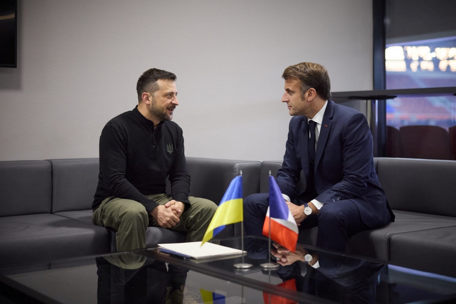 Η Γαλλία αντικαθιστά τις ΗΠΑ στην Ουκρανία: Εφοδιάζει το Κίεβο με στρατιωτικές πληροφορίες