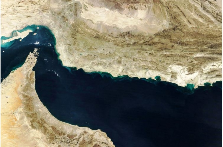 Admiral James Stavridis warns Hormuz may stay shut for months, 20,000 sailors trapped as 5,000 Iranian mines threaten global shipping