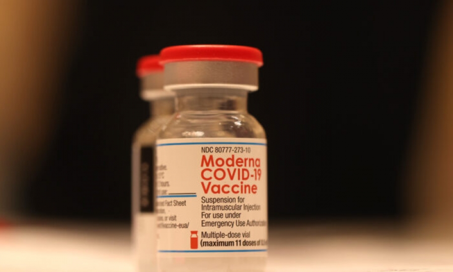 Το παραδέχθηκε και η Moderna: Χιλιάδες περιπτώσεις μυοκαρδίτιδας σε άνδρες κάτω των 40, μετά το εμβόλιο για Covid