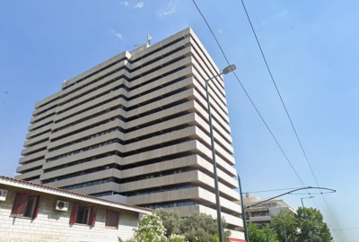 Πρωτοφανές: Είχαν 31 κοτόπουλα, κατσίκες και ερίφια σε ταράτσα 16ώροφου κτιρίου στους Αμπελόκηπους