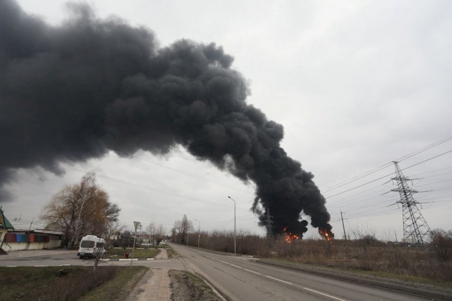 Οι Ουκρανοί βομβάρδισαν αποθήκη καυσίμων στο Belgorod της Ρωσίας