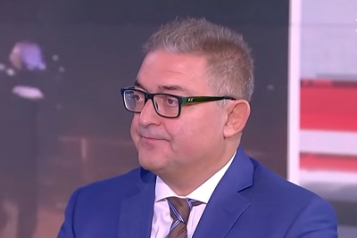 Βασιλακόπουλος (πνευμονολόγος): Να εμβολιαστούν με 4η δόση οι άνω των 50 ή άνω των 60 ετών