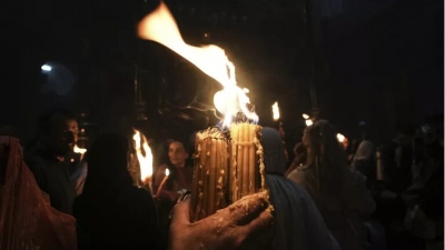 Τέλος η «τρομοκρατία» και στην Κύπρο: Το Άγιο Φως θα φτάσει κανονικά με ειδική πτήση της AEGEAN από τα Ιεροσόλυμα