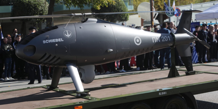 Και επίσημα τα Camcopter S-100 στις ελληνικές Belharra - «Έπεσαν» οι υπογραφές για τα  μη επανδρωμένα ελικόπτερα – Την άνοιξη στον «Κίμωνα»