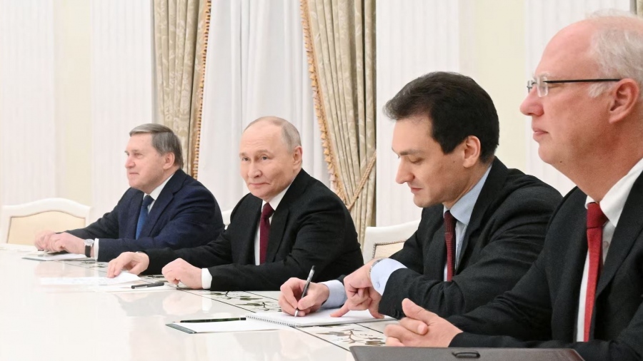 Ξεκίνησε η κρίσιμη συνάντηση στο Κρεμλίνο: Putin, Witkoff και Kushner στο τραπέζι των διαπραγματεύσεων για την Ουκρανία