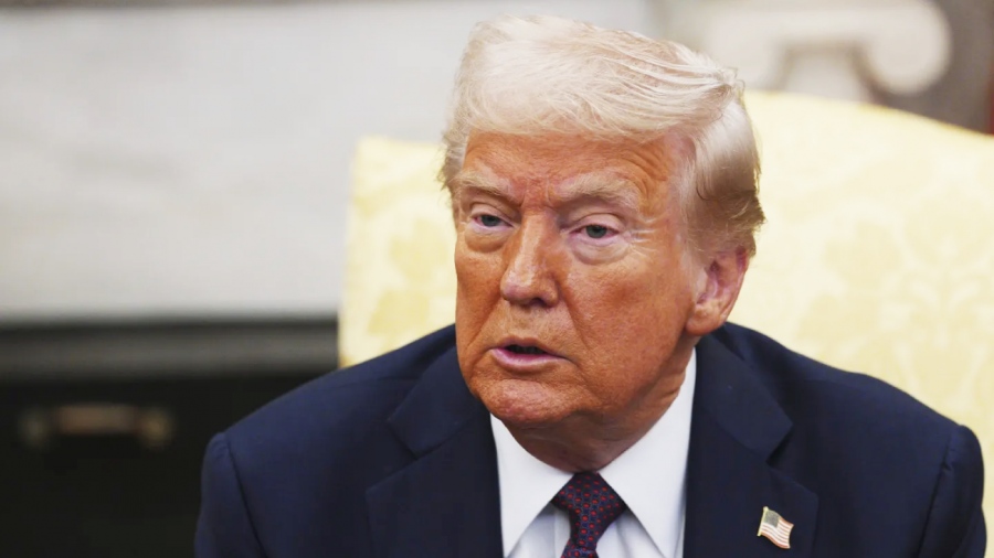 O Trump σε πρωτοφανή σύγχυση: Η Ισπανία είναι... χρεοκοπημένο κράτος, είναι losers