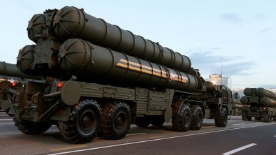 Η Ινδία αγοράζει S-400 από την Ρωσία έναντι 6,2 δισ. δολαρίων