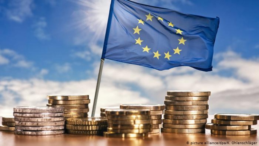Στη δίνη της παγκόσμιας επιβράδυνσης η Ευρωζώνη - Γιατί κινδυνεύει με νέα κρίση