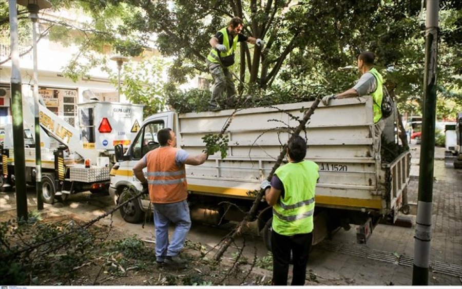 Εργασίες για ανάπλαση της πλατείας Εξαρχείων από τον δήμο Αθηναίων