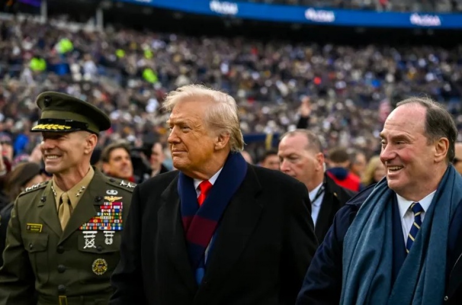 Ο υπ. Ναυτικού των ΗΠΑ, John Phelan ζήτησε από Trump να μην τον αποπέμψει…