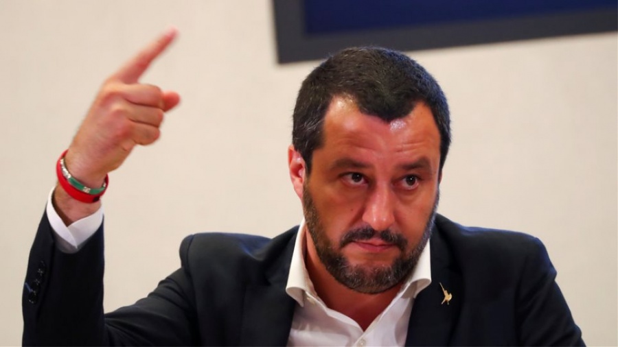 Salvini: Για την Ιταλία αποφασίζουν οι Ιταλοί - Θέλουν να μας γονατίσουν για να μας πάρουν τις υγιείς επιχειρήσεις