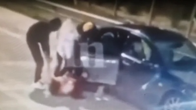 Σοκ στο Αίγιο: Απόπειρα αρπαγής γυναίκας από τρεις άνδρες στα διόδια