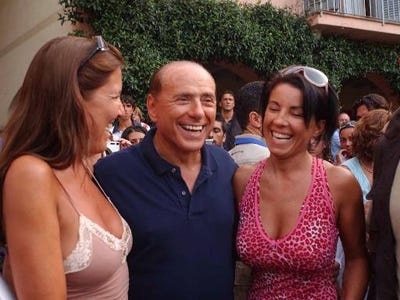 Ιταλία: Αθώος ο Silvio Berlusconi για τα πάρτι «μπούνγκα μπούνγκα»