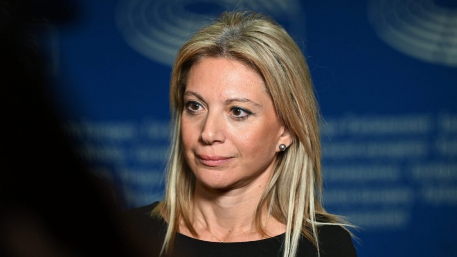 Ξέσπασμα Καρυστιανού: «Μας απαξιώνουν» - Οργή συγγενών για διακοπή της δίκης για τα βίντεο των Τεμπών