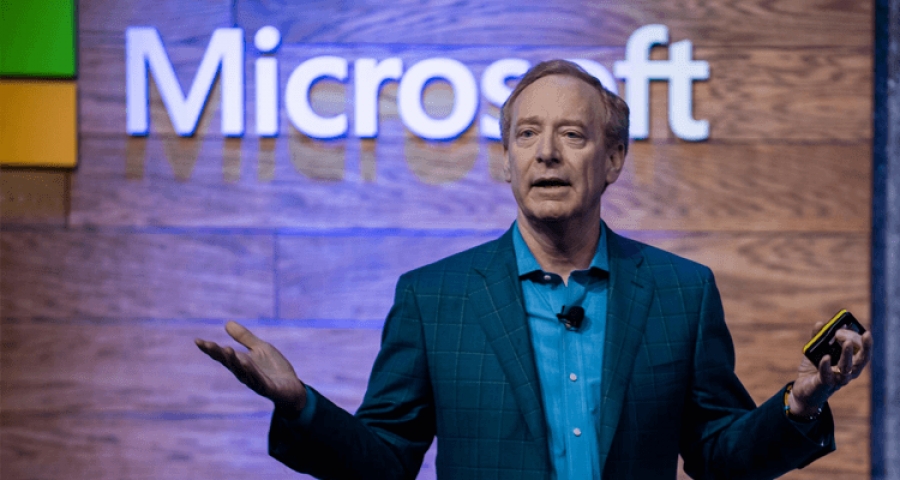 Smith (Microsoft): Το 2024 θα ζούμε όλοι σε καθεστώς Big Brother, όπως το «1984» του Orwell