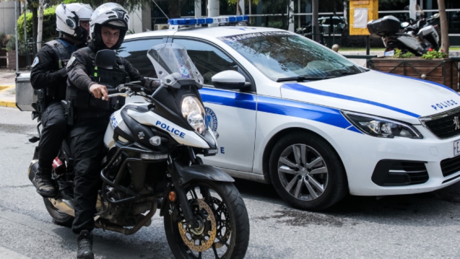 Άγριο επεισόδιο με πυροβολισμούς στο κέντρο της Ερέτριας