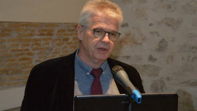 Γώγος (λοιμωξιολόγος): Να ετοιμαστούν τα νησιά για το ενδεχόμενο κρουσμάτων από τουρίστες