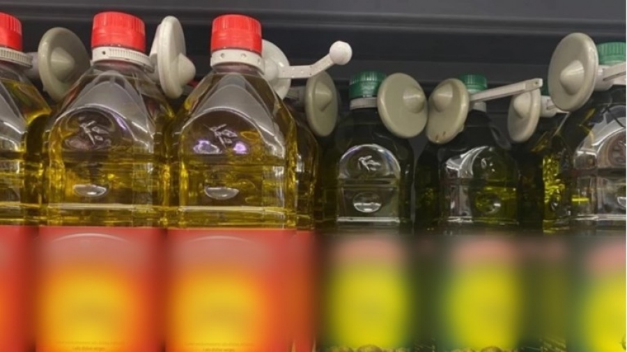 Ισπανία: Βάζουν... αντικλεπτικά συστήματα στο ελαιόλαδο τα σούπερ μάρκετ