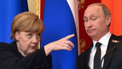 Παρέμβαση Merkel σε Putin: Απάνθρωπη και απαράδεκτη η εργαλειοποίηση μεταναστών από τη Λευκορωσία