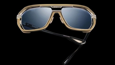 Πόσο λέτε ότι κοστίζουν τα γυαλιά της Bugatti