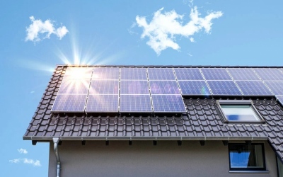 Τελικά τα οικιακά φωτοβολταϊκά βοηθούν την τσέπη των καταναλωτών;