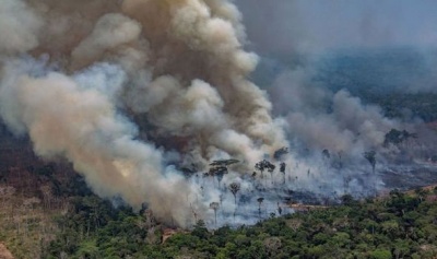 Ο Αμαζόνιος φλέγεται – Τουλάχιστον 1.113 νέες πυρκαγιές από την Κυριακή 25/8 – Αρνείται ο Bolsonaro τη βοήθεια 20 εκ.ευρώ από τη G7