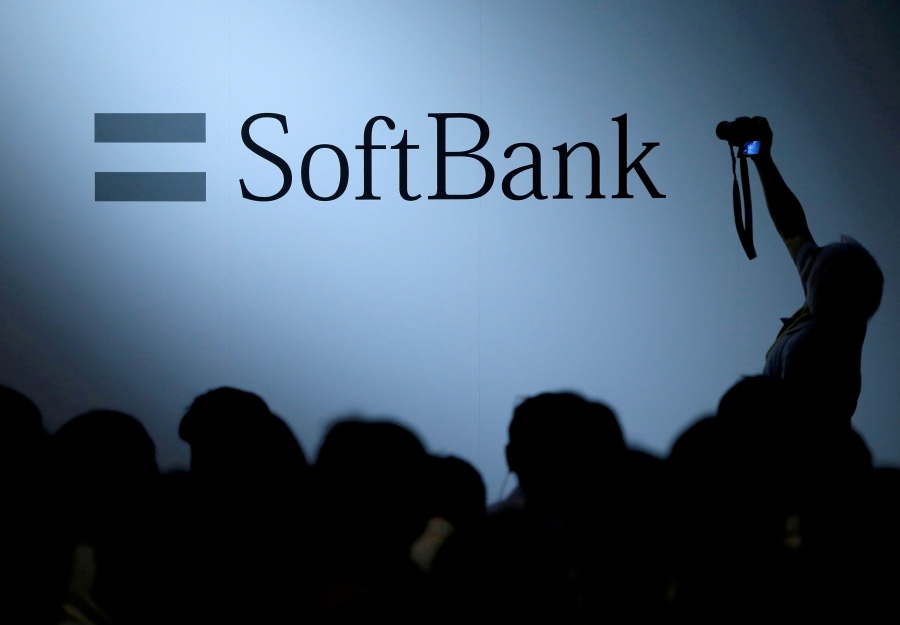 Ζημιές-σοκ 3,3 δισ. δολαρίων σημείωσε η Softbank στο τρίμηνο