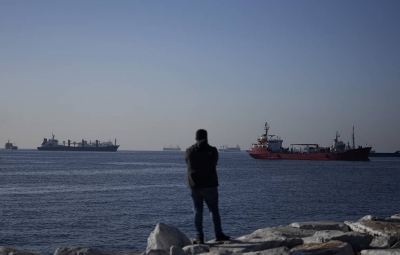 Ο πόλεμος της Μαύρης Θάλασσας, οι ουρές δεξαμενόπλοιων και οι ασφαλιστικές που αρνούνται να υπογράψουν τα Τουρκικά έγγραφα