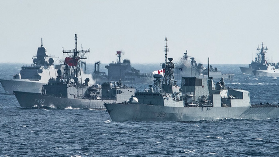 «Παίζουμε επικίνδυνο παιχνίδι» - Γάλλος αντιναύαρχος αποκαλύπτει τα σχέδια του ΝΑΤΟ στη Βαλτική Θάλασσα