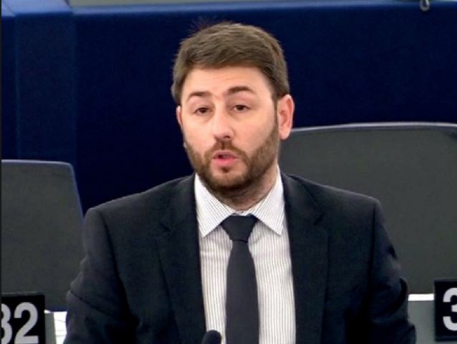 Δεν παραιτείται από ευρωβουλευτής ο Ανδρουλάκης - Υποψήφιος με το ΚΙΝΑΛ στις εθνικές εκλογές, σε μη εκλόγιμη θέση