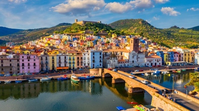 SOS από τη Σαρδηνία – Σαρώνει το δημογραφικό και καλεί μετανάστες για εγκατάσταση με επιδότηση 15.000 ευρώ