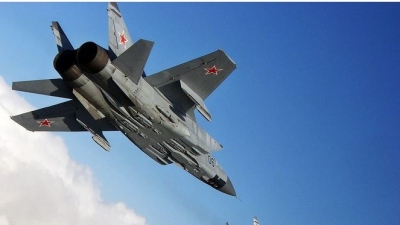 InfoBRICS: Τα αμερικανικά μαχητικά F-16 δεν θα επιβιώσουν στις μάχες με τα ρωσικά MiG-31