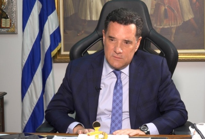 Δωρεά ασθενοφόρου από αγρότισσα στο ΕΣΥ - Το μεγάλο ευχαριστώ του Γεωργιάδη