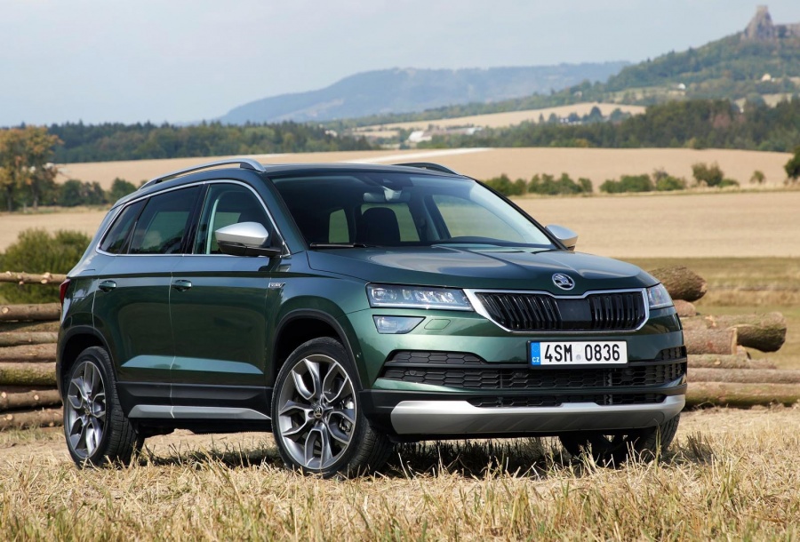 Skoda: Νέες εκδόσεις Karoq Sportline & Scout