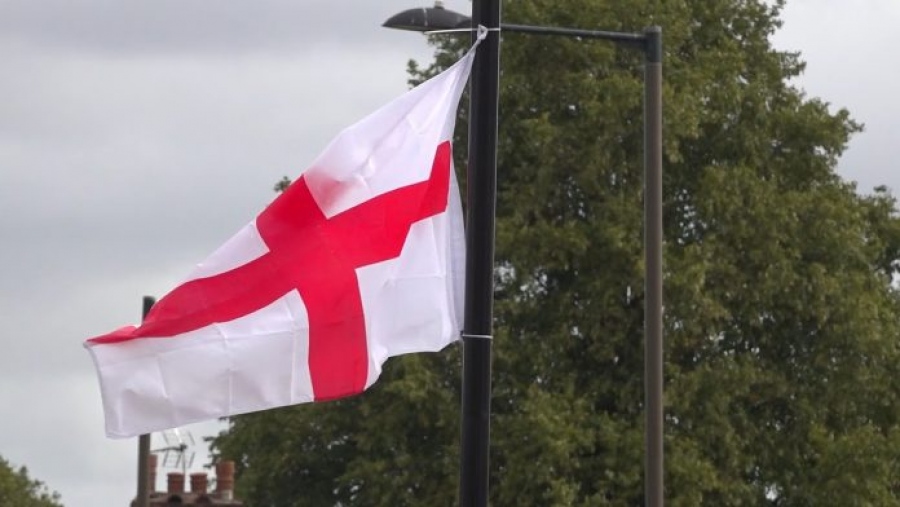 Σάλος στο Birmingham: «Κατεβάζουν» τις σημαίες στο όνομα της… ασφάλειας