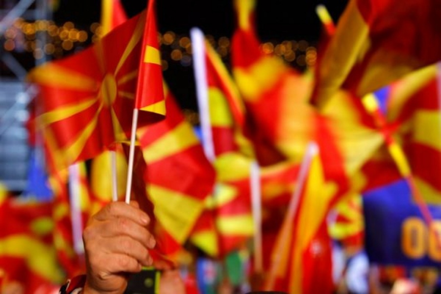Προεδρικές εκλογές στη Βόρεια Μακεδονία: Οριακή νίκη για τον «εκλεκτό» του Zaev, Pendarovksi με 42,83% - Στις 5/5 ο β΄ γύρος