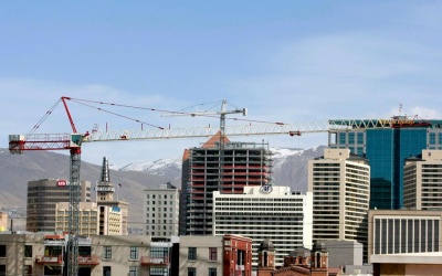 Handelsblatt: Το Κατάρ σχεδιάζει επενδύσεις τουλάχιστον 20 δισ. δολαρίων στη Γερμανία