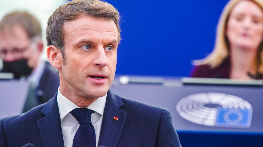 Macron: Ο Putin επανέφερε τον πόλεμο στην Ευρώπη - Όλα είναι ανοιχτά για επιπλέον κυρώσεις στη Ρωσία