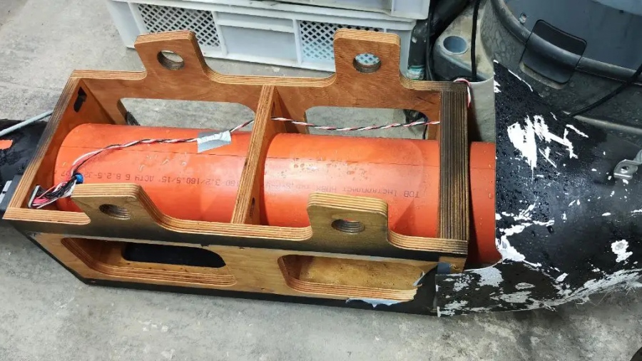 Απίστευτο  — Οι Ουκρανοί επιτέθηκαν στην Κριμαία με... πυραύλους - σωλήνες — Ξεκαρδιστικές εικόνες (photo)