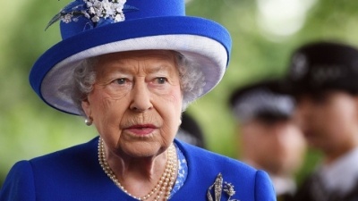 Βασίλισσα Ελισάβετ: Η Βρετανία με τη βοήθεια του Συστήματος Υγείας θα νικήσει τον κορωνοϊό