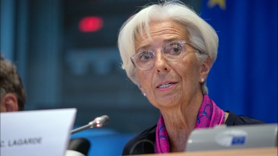 Lagarde: Υποχωρούν οι κίνδυνοι για την ανάπτυξη της ευρωζώνης