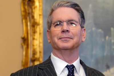 Bessent: Στο τραπέζι η κατάληψη από τις ΗΠΑ του νησιού Kharg, θα αυξηθεί η στρατιωτική πίεση στο Ιράν