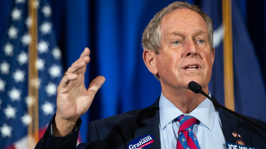 Σε πολεμικό παροξυσμό τα «γεράκια» των ΗΠΑ - Joe Wilson (γερουσιαστής): «Πράξη πολέμου» τα ρωσικά drones στην Πολωνία