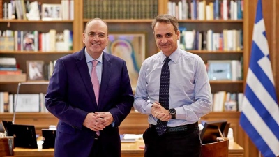 Από συνεργάτης... βαρίδι – Το άγριο παρασκήνιο της αποπομπής Λαζαρίδη, το «άδειο» Μαξίμου και το πλήγμα στην αξιοκρατία ΝΔ